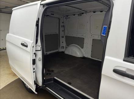 Mercedes-Benz - Vito
