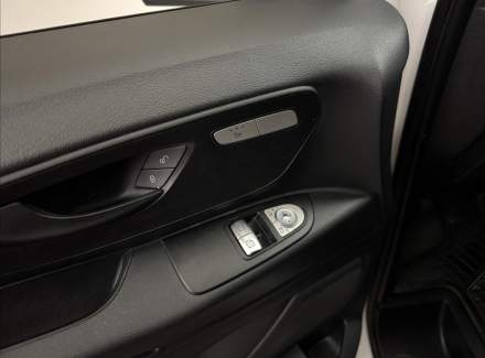 Mercedes-Benz - Vito