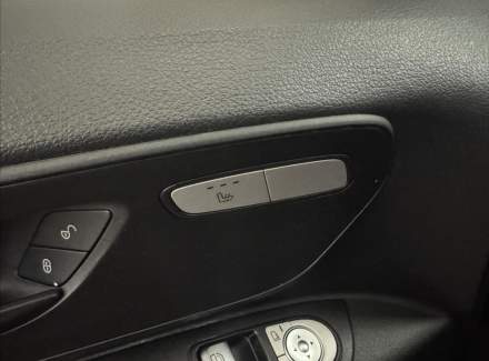 Mercedes-Benz - Vito