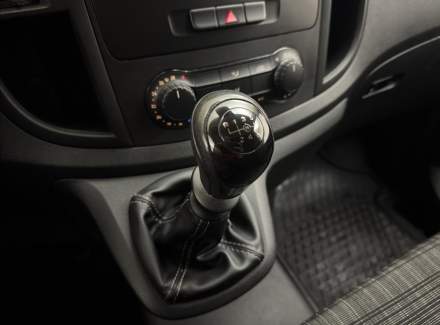 Mercedes-Benz - Vito