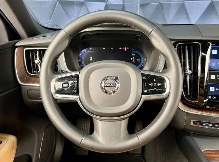 Volvo - XC60