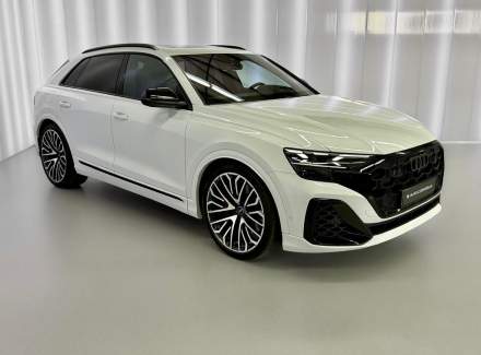 Audi - Q8
