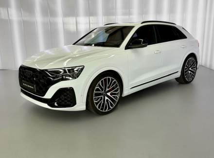 Audi - Q8