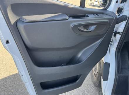 Mercedes-Benz - Sprinter