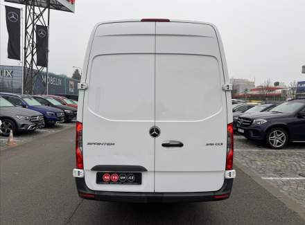 Mercedes-Benz - Sprinter