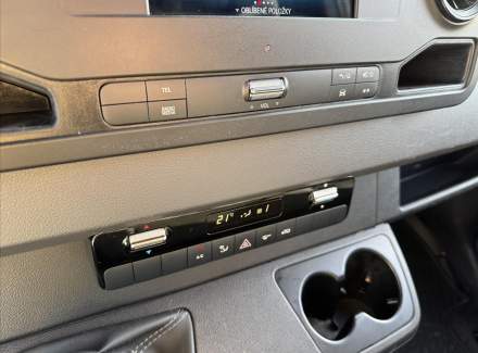 Mercedes-Benz - Sprinter