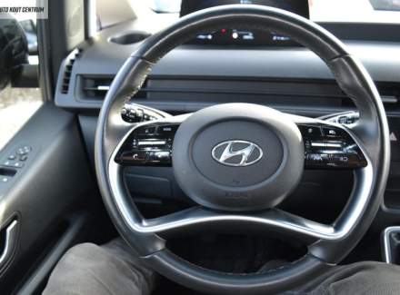 Hyundai - Staria