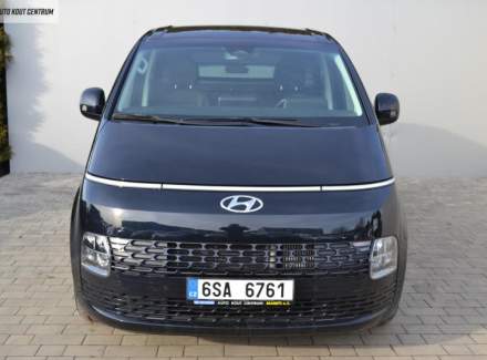 Hyundai - Staria