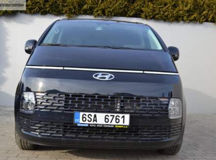 Hyundai - Staria