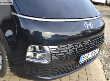 Hyundai - Staria