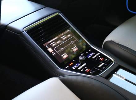 Porsche - Panamera