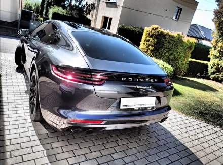 Porsche - Panamera