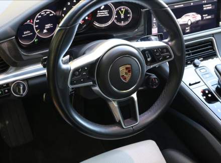 Porsche - Panamera