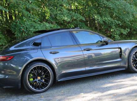 Porsche - Panamera