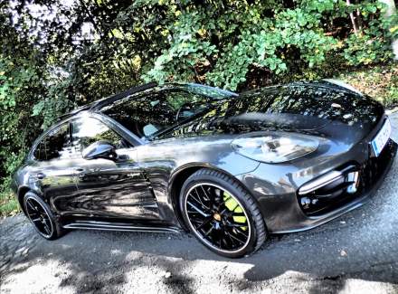 Porsche - Panamera