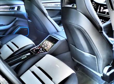 Porsche - Panamera