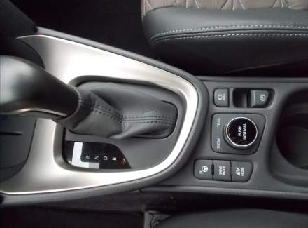 Toyota - Yaris Cross