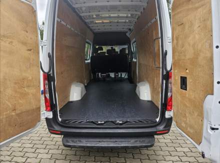 Mercedes-Benz - Sprinter