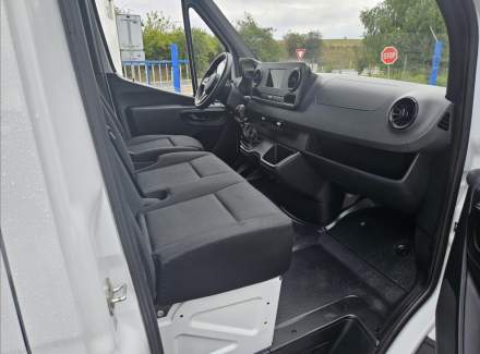 Mercedes-Benz - Sprinter