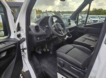 Mercedes-Benz - Sprinter