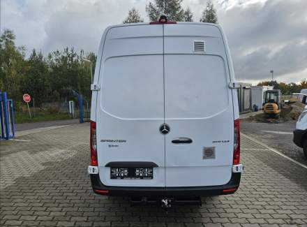 Mercedes-Benz - Sprinter