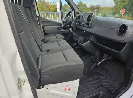 Mercedes-Benz - Sprinter