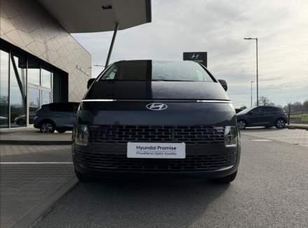 Hyundai - Staria