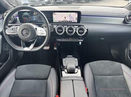 Mercedes-Benz - CLA