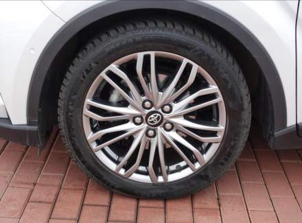 Toyota - C-HR