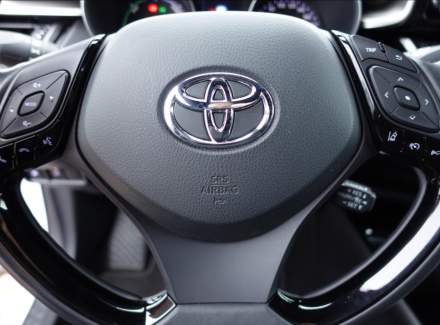 Toyota - C-HR