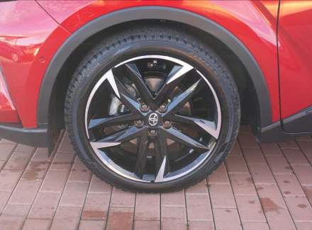 Toyota - C-HR