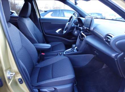 Toyota - Yaris Cross