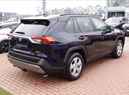 Toyota - RAV 4