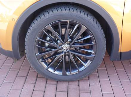 Toyota - C-HR