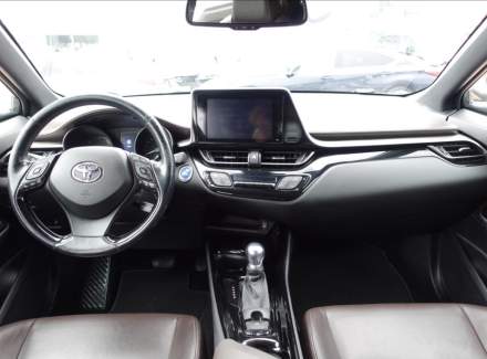 Toyota - C-HR