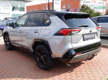 Toyota - RAV 4