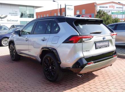 Toyota - RAV 4