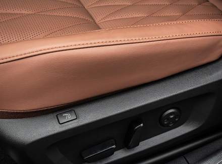 Mitsubishi - Outlander