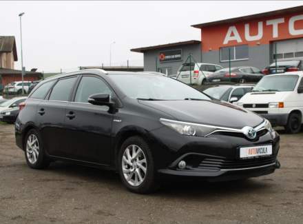 Toyota - Auris
