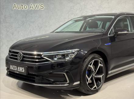 Volkswagen - Passat