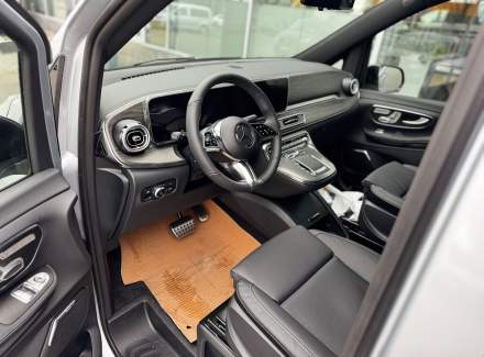 Mercedes-Benz - V-class