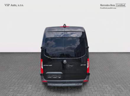 Mercedes-Benz - Sprinter