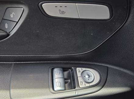 Mercedes-Benz - Vito