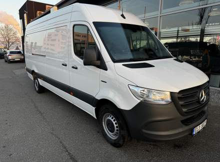 Mercedes-Benz - Sprinter