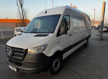 Mercedes-Benz - Sprinter