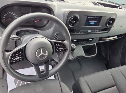 Mercedes-Benz - Sprinter