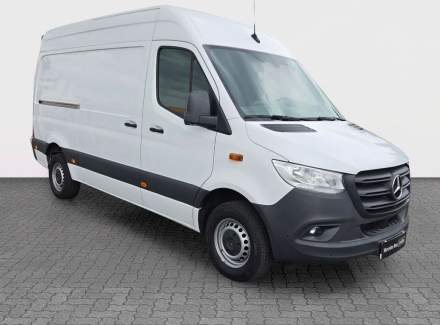 Mercedes-Benz - Sprinter