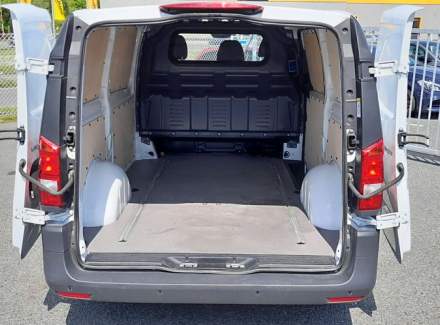 Mercedes-Benz - Vito