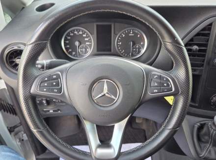 Mercedes-Benz - Vito