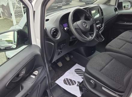 Mercedes-Benz - Vito